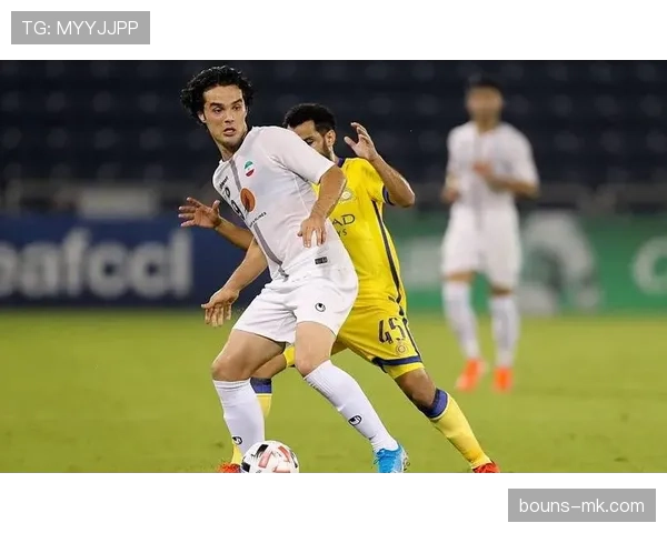 巴黎圣日耳曼在缺乏超级核心的情况下，球队整体性是否正逐步增强？