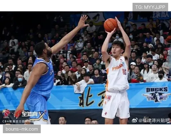 球员犯规离场规则如何计算？离场前累计几次犯规？